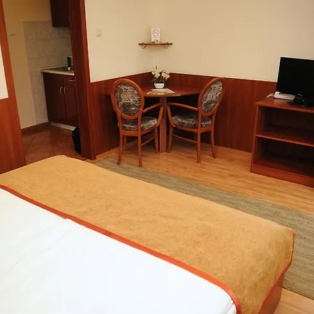 Bella Panzió 3* Siófok