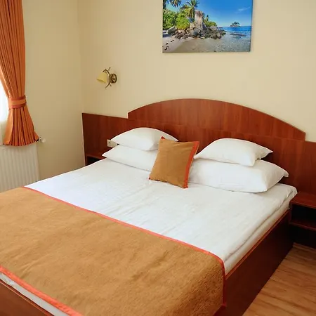 Bella 酒店 希欧福克