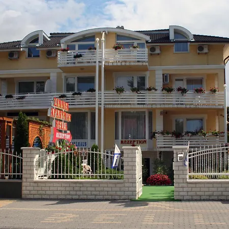 Bella Panzió 3*