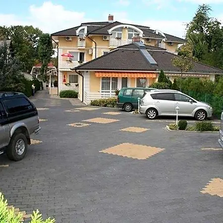 Apartman Bella Hotel 3* Siofok