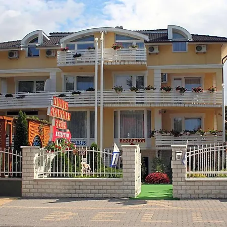 Hotel Apartman Bella Hotel 3*